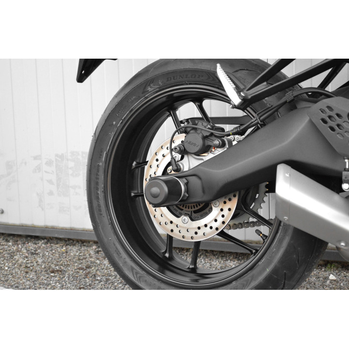 PROTECTION AXE DE ROUE ARRIERE KME MT-07 (25)