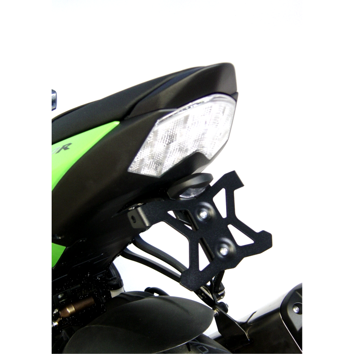 SUPPORT DE PLAQUE KAWASAKI ZX6R (09-18) (vendu sans clignotants)
