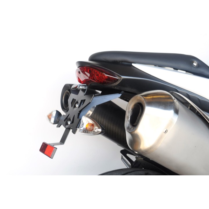 LICENSE PLATE HOLDER FOR TRIUMPH SPEED TRIPLE (11-15)